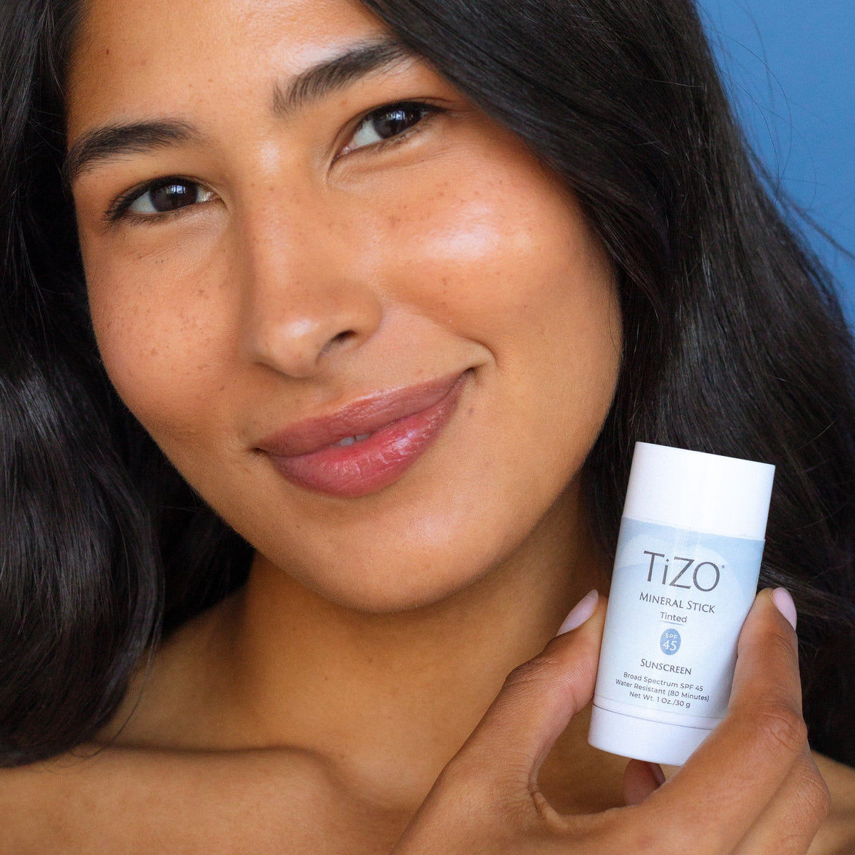 TIZO Mineral Stick con Tinte SPF 45 para Cuerpo y Rostro 30g